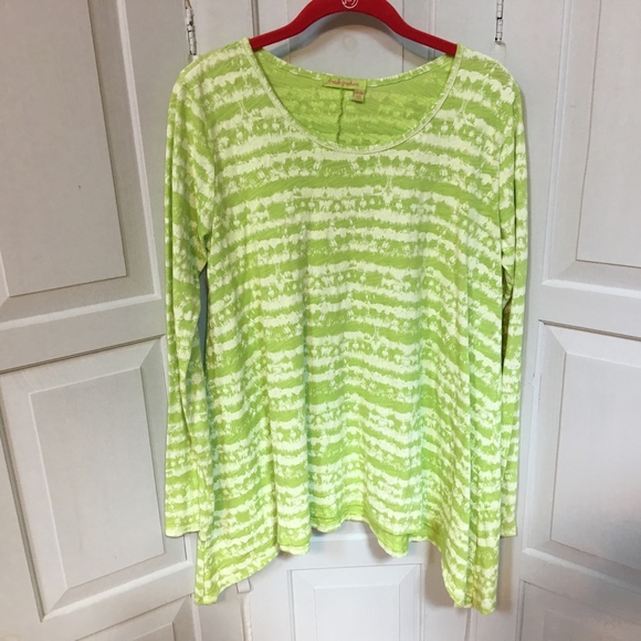 fresh produce Tops - ❤️ Fresh Produce Green Long Sleeve Top